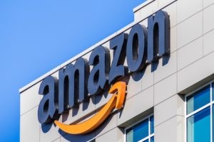 Pracownicy poszukiwani – Amazon podnosi stawki